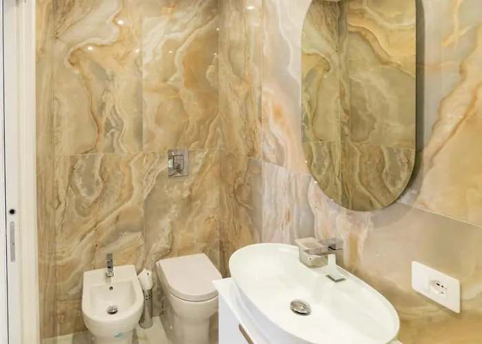 Station House 45 Neapol