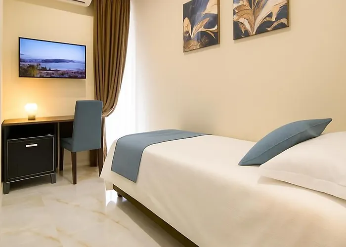 Bed & Breakfast Station House 45