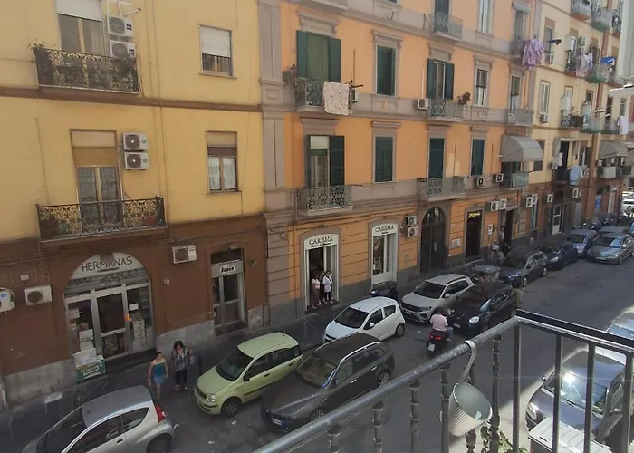 Station House 45 4* Neapol